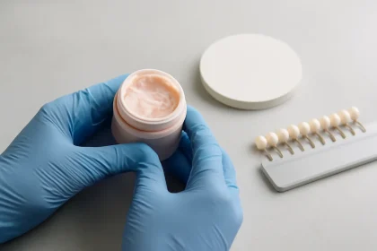 Vita 3D‑Master führt pastöse Zahnfarben ein: schnelle Farbabstimmung im Labor