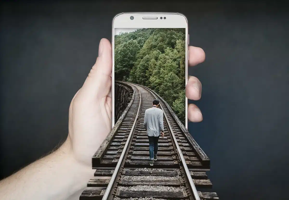 Smartphone mit sichtbarem Inhaltsverzeichnis auf dem Bildschirm